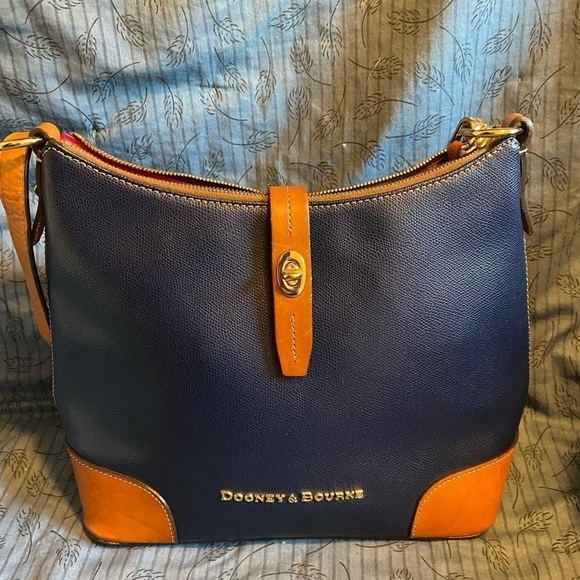Dooney and Bourke pebble grain satchel with smooth leather accents - Picture 1 of 7
